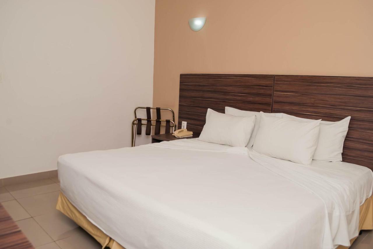 Abba Hotel Betim Exterior photo